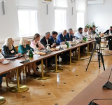 Pomoc dla rolników i sadowników po klęskach żywiołowych - spotkanie w Ministerstwie