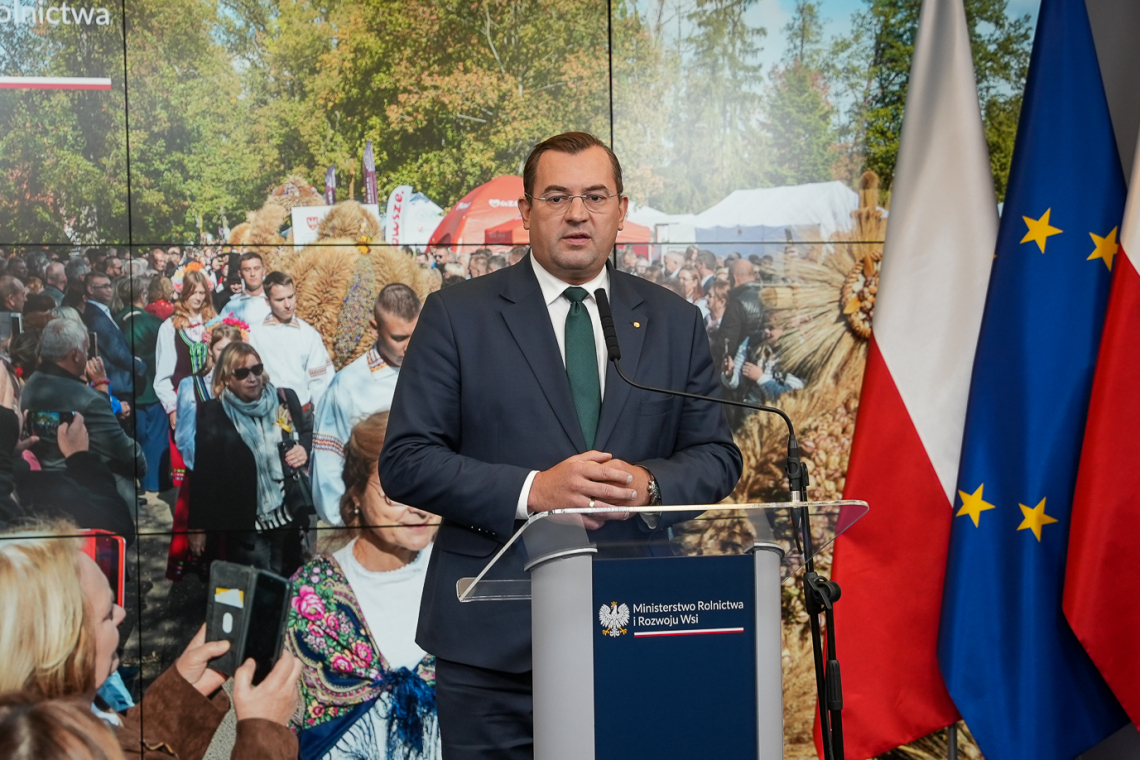 Minister Krajewski: miliardowe wsparcie dla polskich rolników